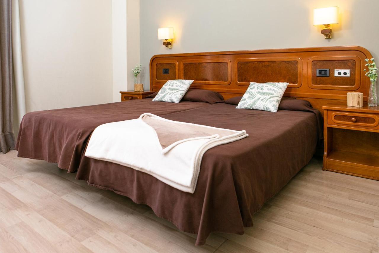 Hotel Snoe Condes Del Pallars リアルプ エクステリア 写真
